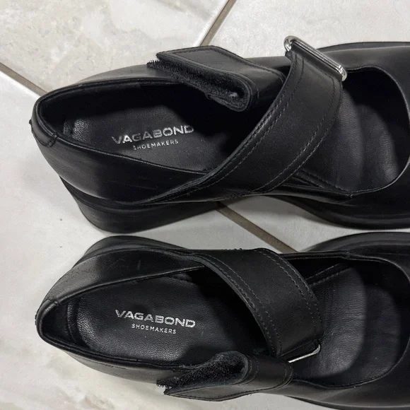 Vagabond Women's Black Leather Mary Jane Heels - Picture 6 of 8